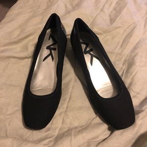 Anne Klein sport black flat wedges size 6.5